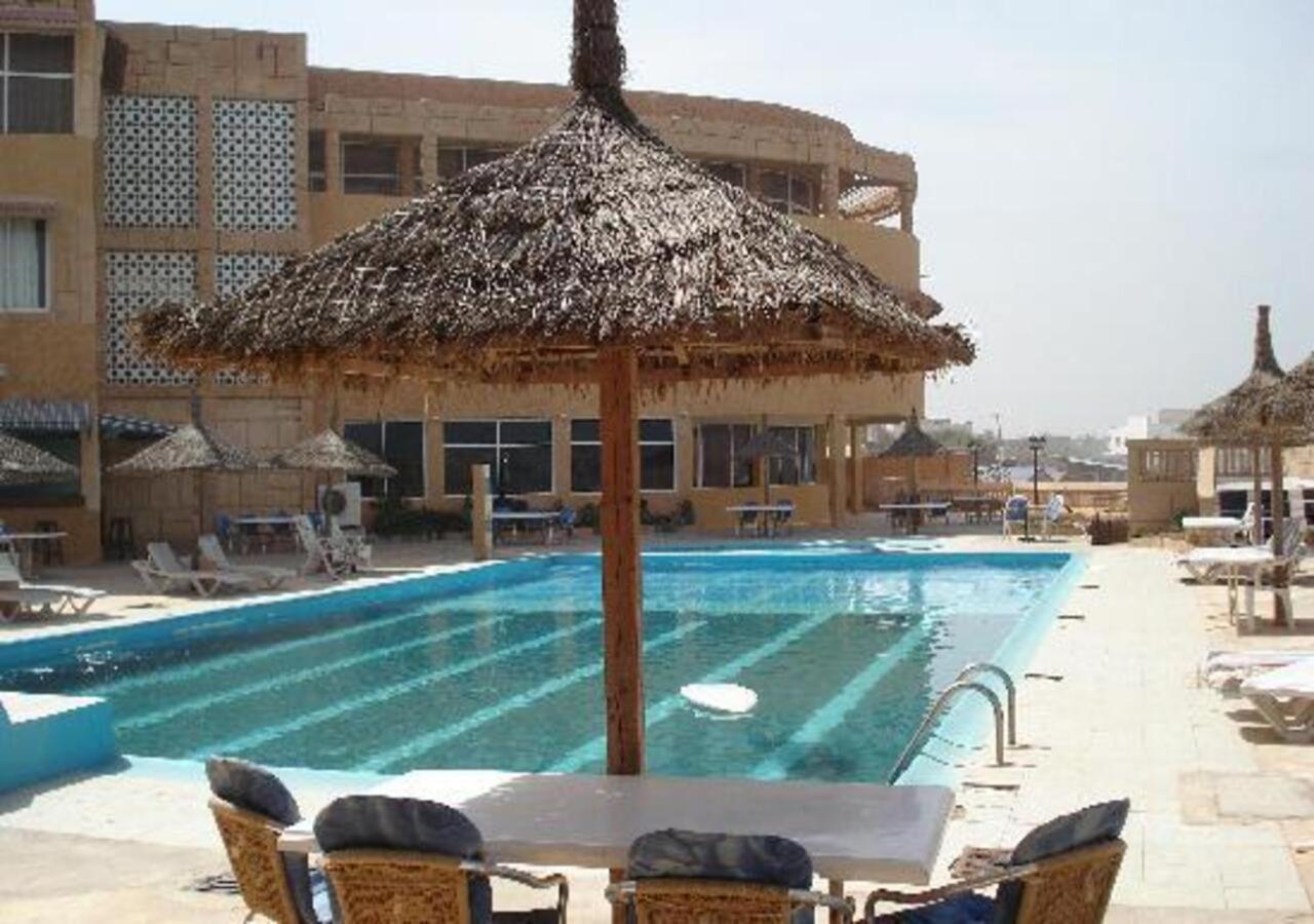 Chez Ouly Apartment Dakar Exterior photo