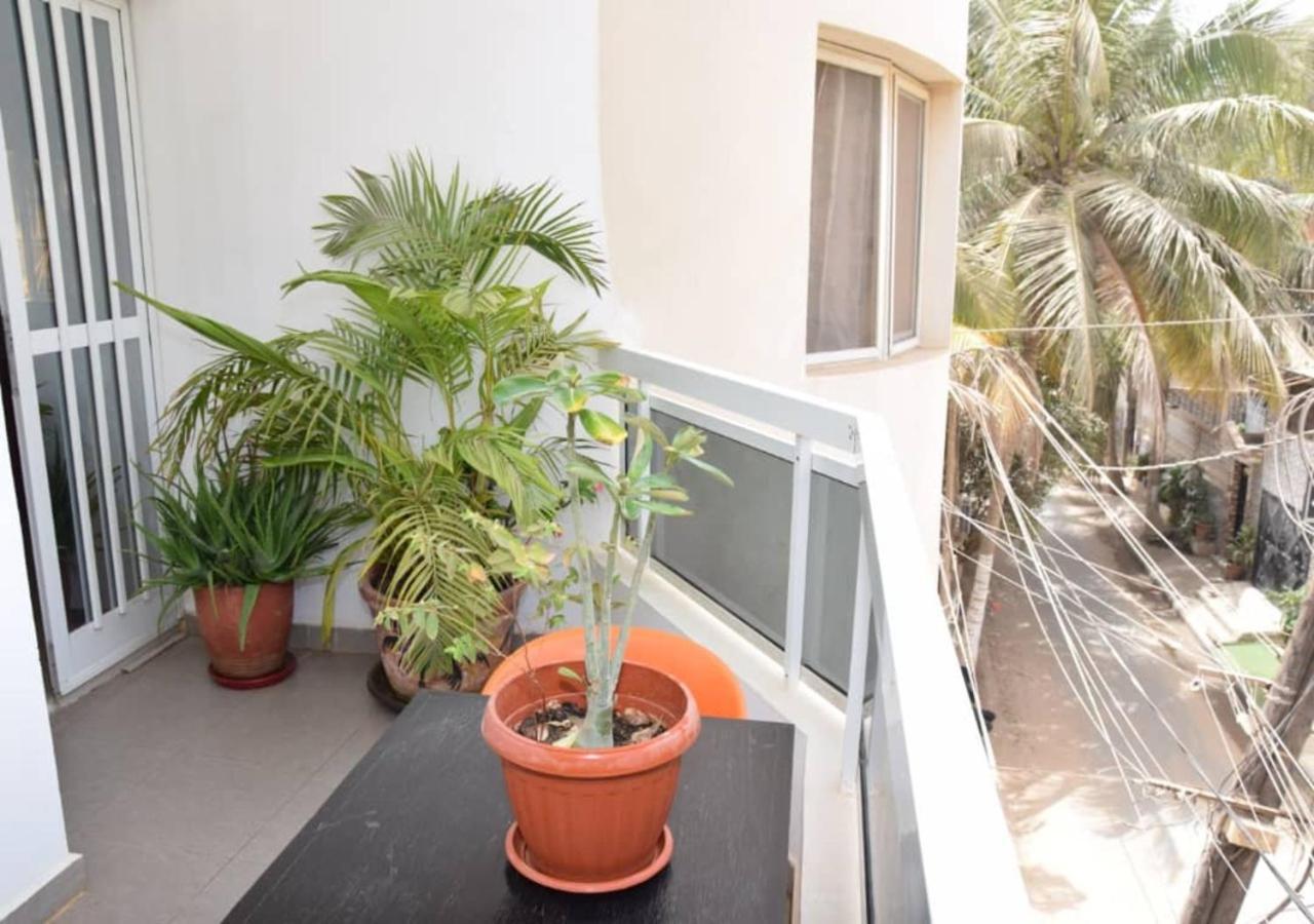 Chez Ouly Apartment Dakar Exterior photo
