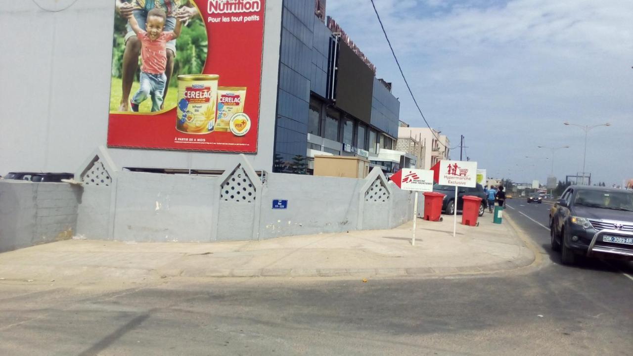 Chez Ouly Apartment Dakar Exterior photo